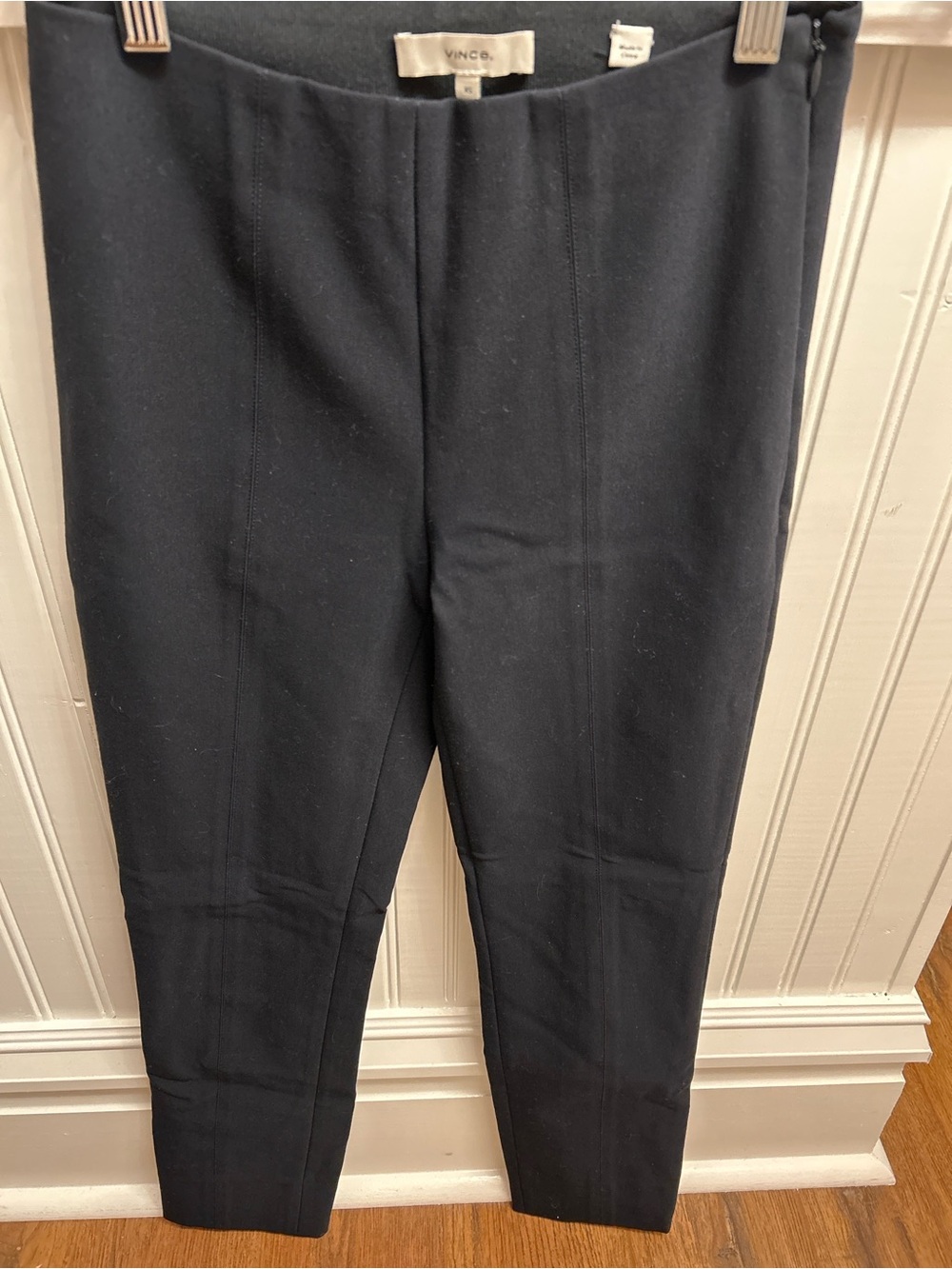 Vince Black Slim Ankle Pants Side Zip Slit Hem XS